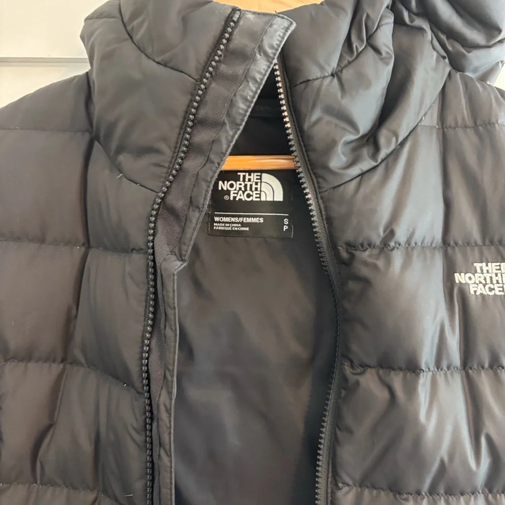The North Face Women's Gotham Parka II - Picture 2 of 7
